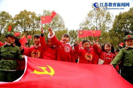 开启“人宠社交”视角,《可爱的旅行》为“宠物友好”解锁生活指南